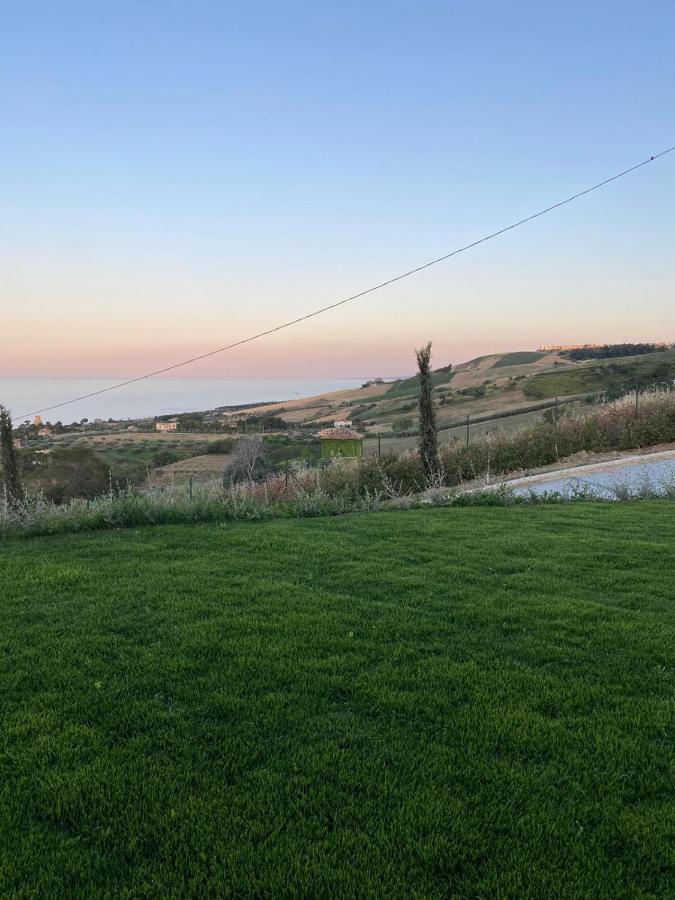 Casale Adriatico B&B Pineto Exterior photo
