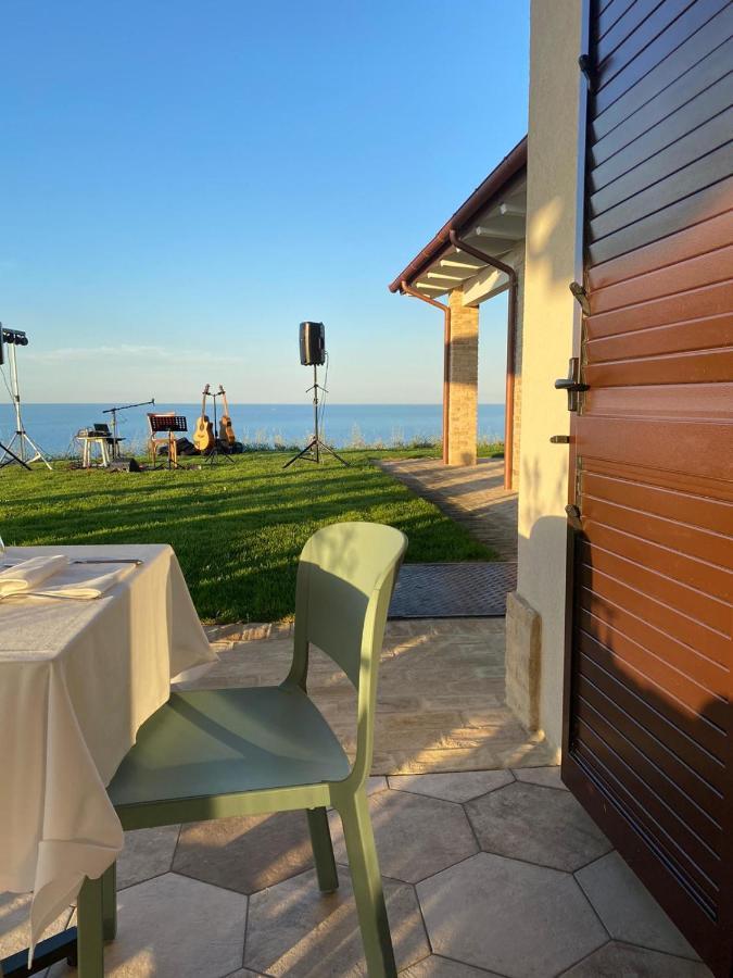 Casale Adriatico B&B Pineto Exterior photo